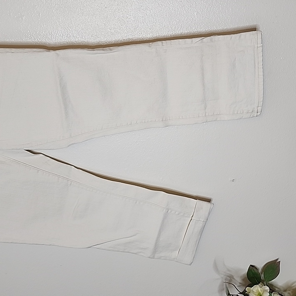 LOFT Modern Cuffed Crop Jeans Off White Buttercream Classic Spring Summer - Picture 3 of 12
